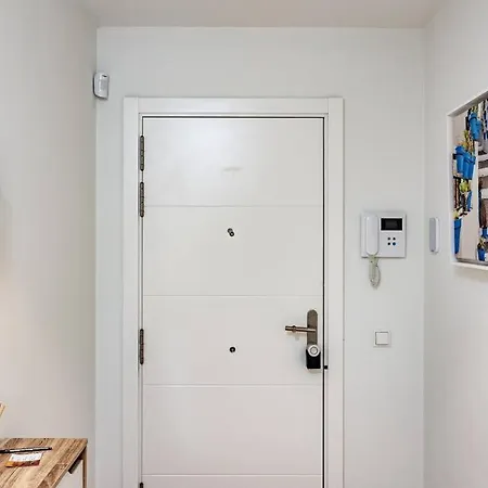 Modern Cozy Two Bedroom